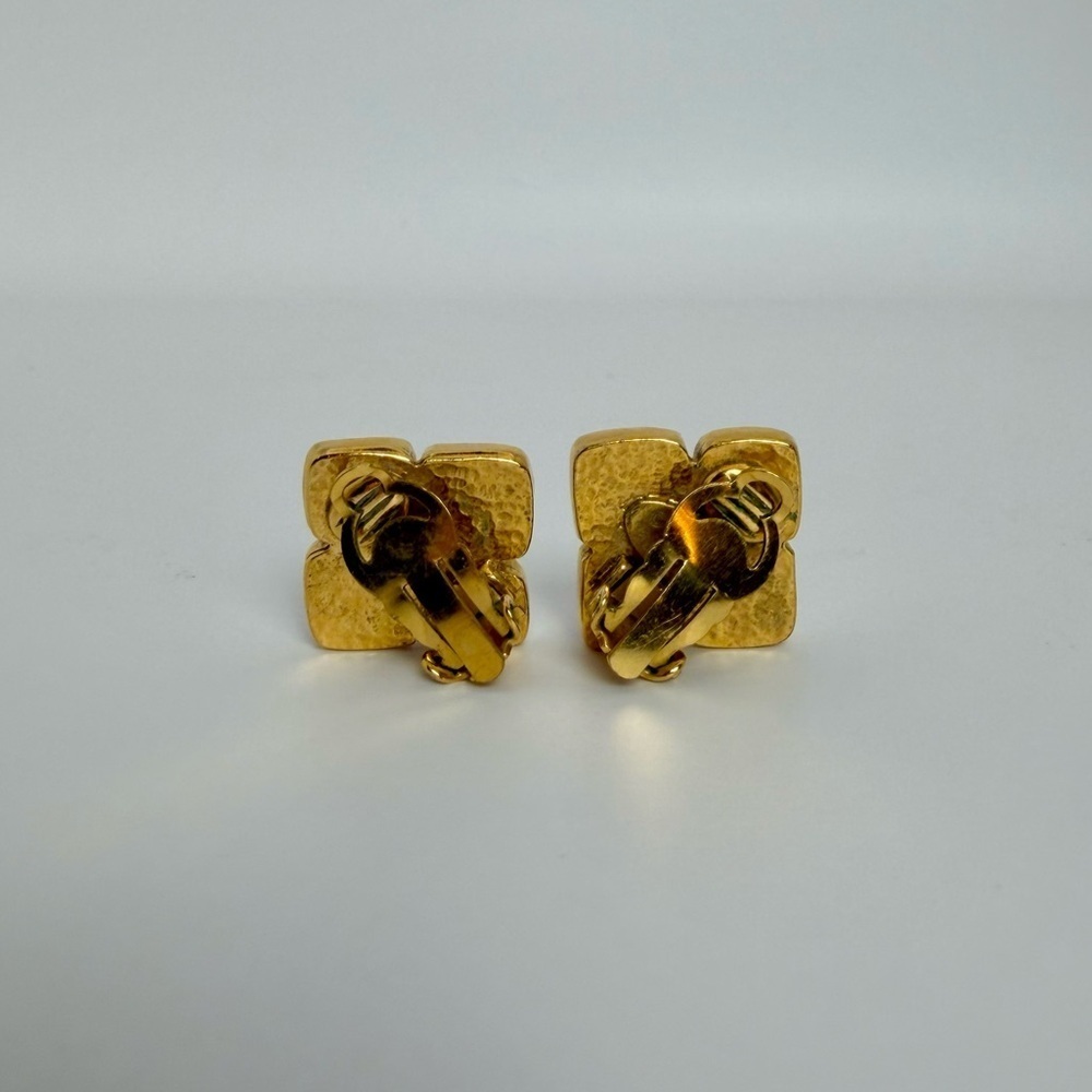 Vintage Chanel Red Gripoix Earrings 24K Gold Plated - Picture 11 of 11